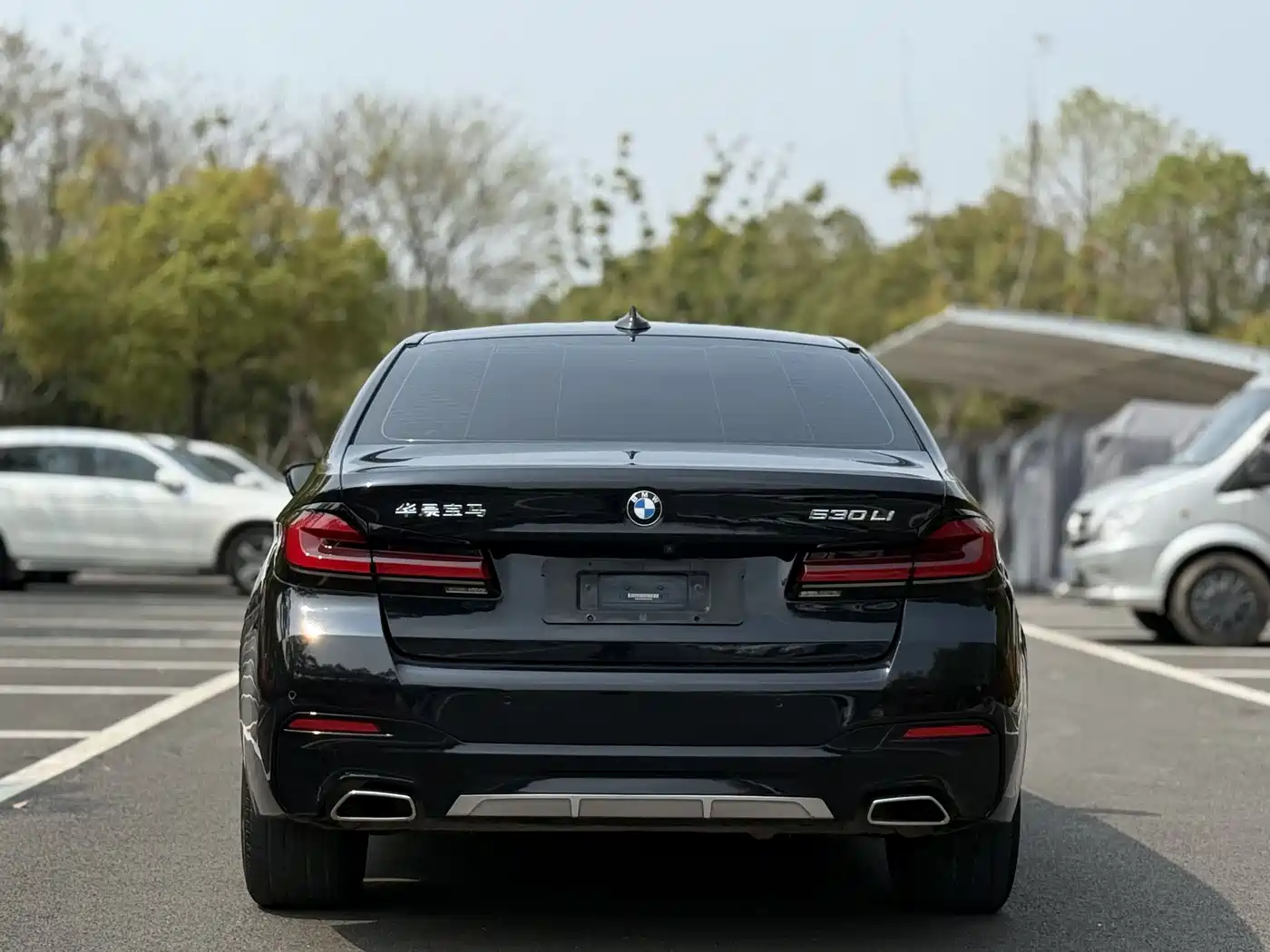 BMW 5 Series 2022 530Li Leading M Sport Package фото 5