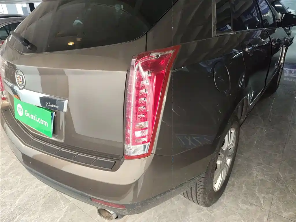 Cadillac SRX 2015 3.0L Comfort фото 8