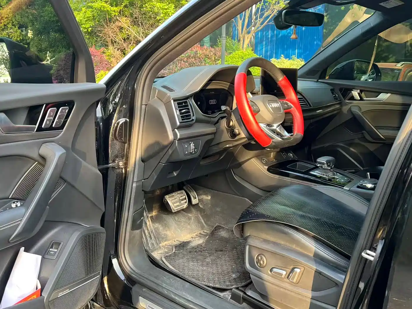 Audi Q5L 2024 Model 45 TFSI Luxury Dynamic фото 4