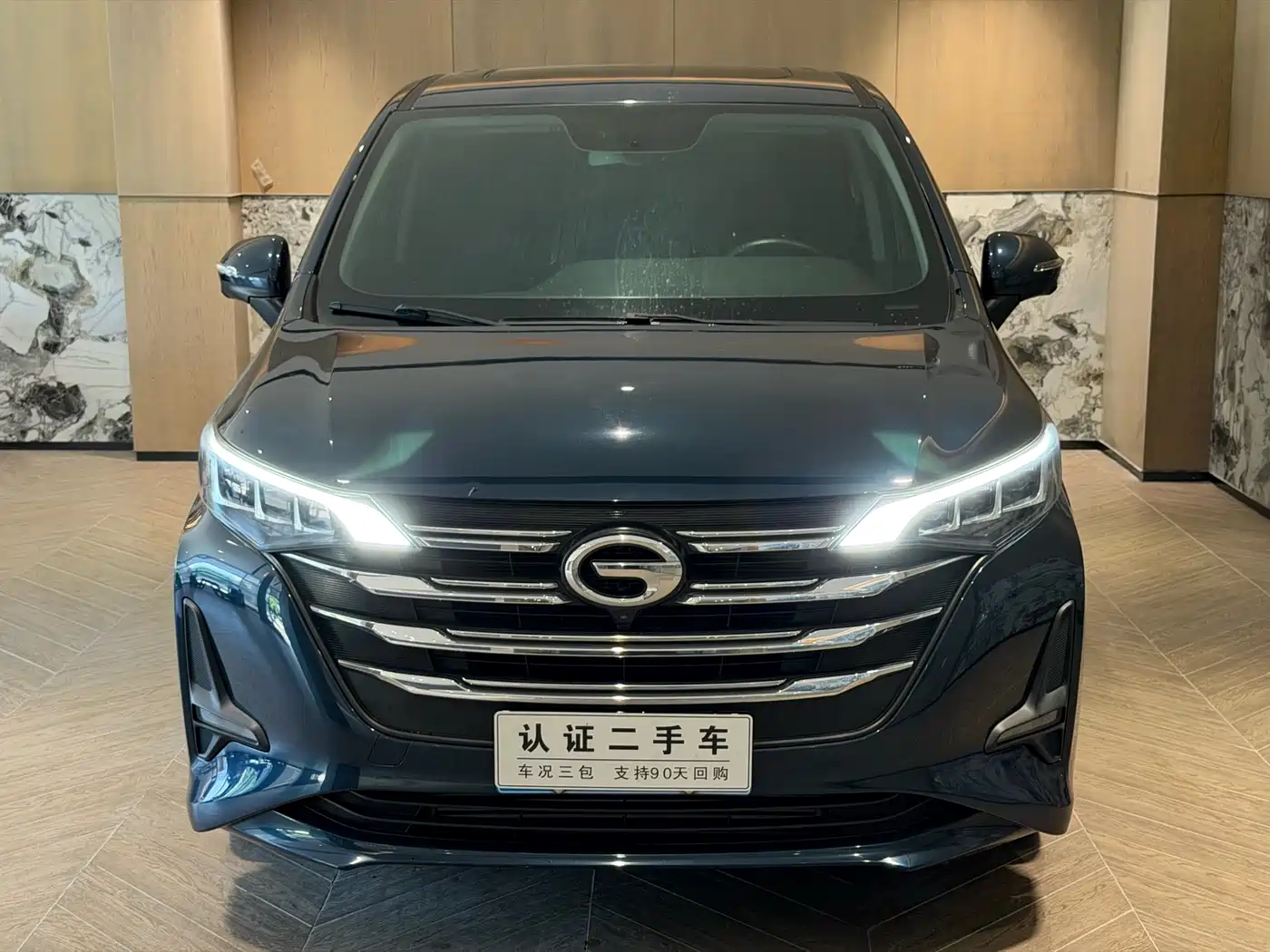 GAC Trumpchi Trumpchi M6 2021 270T DCT Luxury Edition (7-seater) фото 2