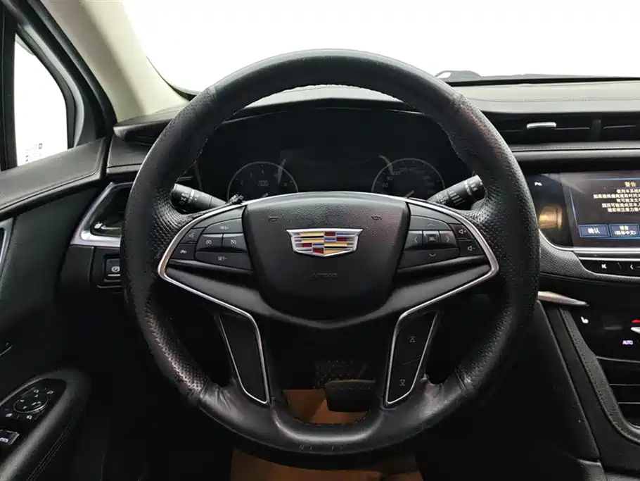 Cadillac XT5 2018 25T Luxury фото 15