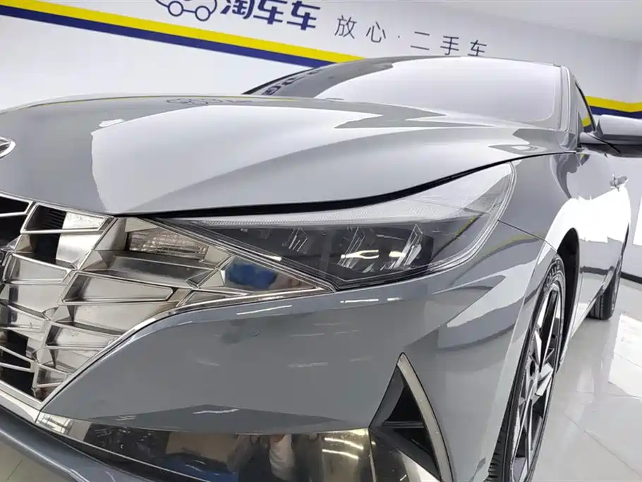 Hyundai Elantra 2021 240TGDi DCT LUX Premium Edition фото 5