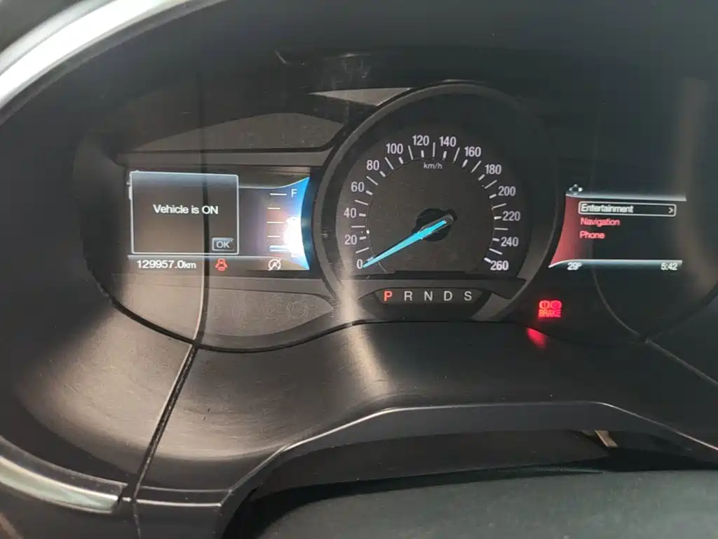 Photo 12 - Ford Edge