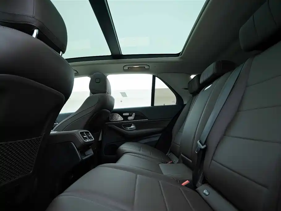 Mercedes-Benz GLE 2022 GLE 350 4MATIC Fashion фото 19