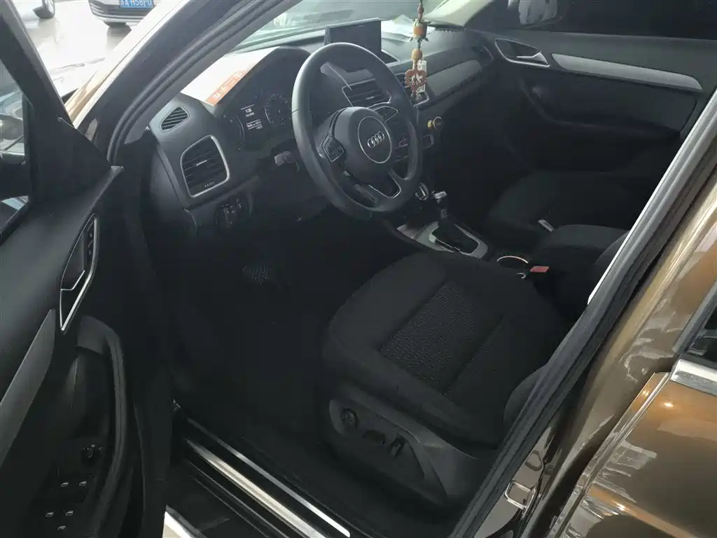 Audi Q3 2016 30 TFSI Heritage Edition Smart Leader фото 16
