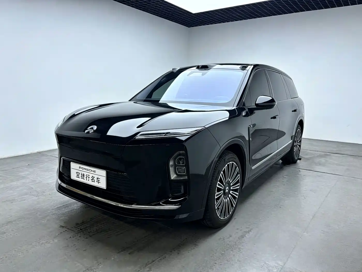 NIO ES8 2026 2025 Model 6-Seat Executive Luxury Edition