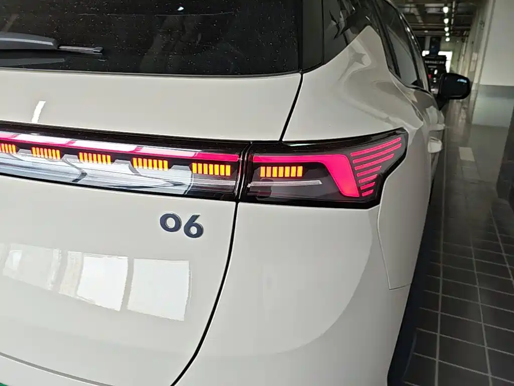 Lynk & Co 06 2025 2026 Relive 1.5T Ultra