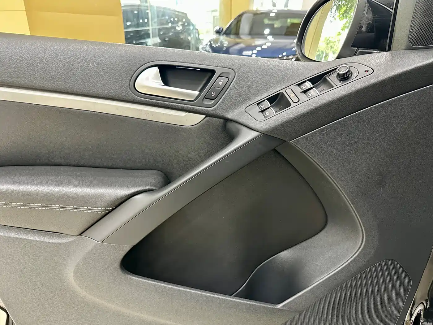 Volkswagen Tiguan 2016 Model 300TSI Automatic 2WD Luxury Edition фото 18