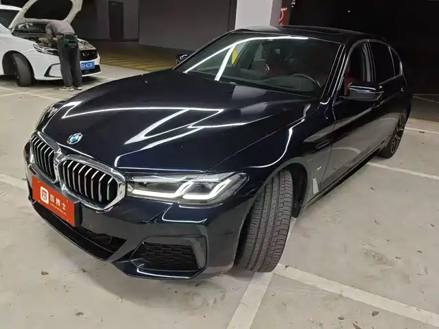 BMW 5-SERIES 2023