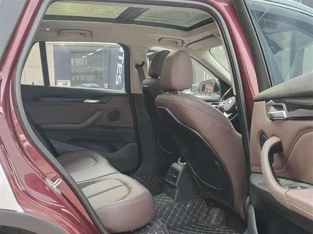 BMW X1 2020 sDrive25Li Leading Model фото 19
