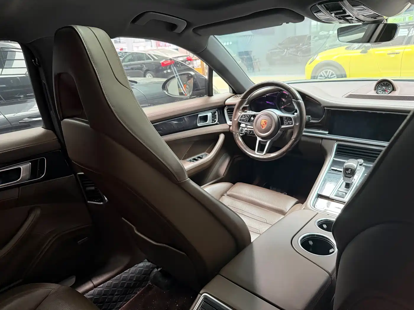 Porsche Panamera 2017 Panamera 3.0T фото 9