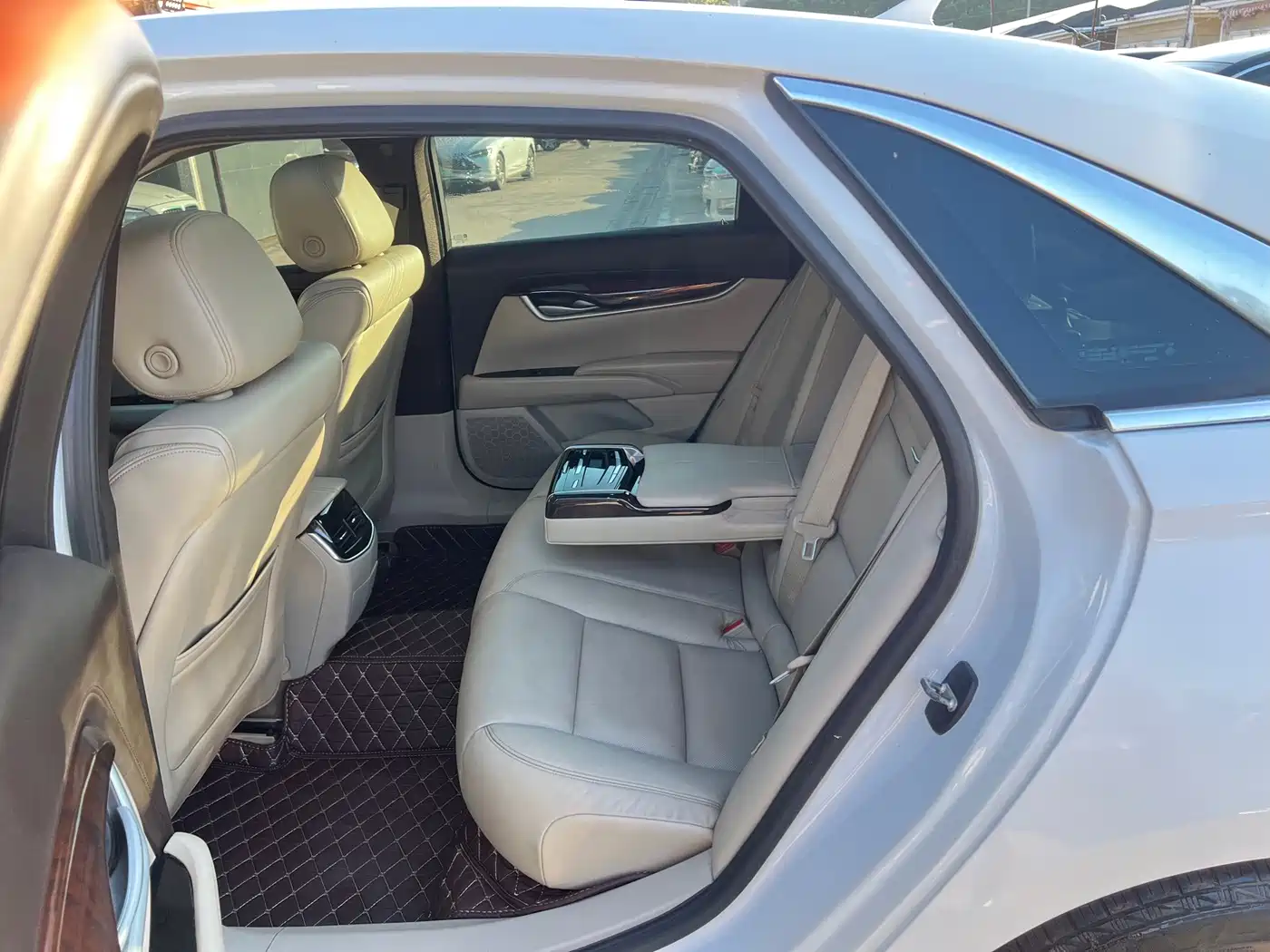 Фото 14 - Cadillac XTS