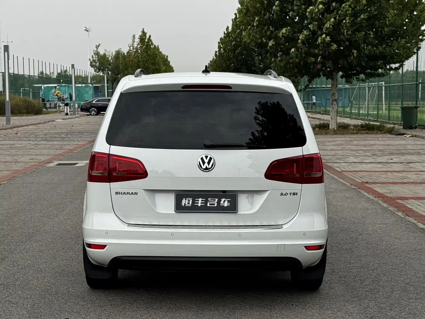 Volkswagen Sharan 2016 2014 2.0TSI Standard