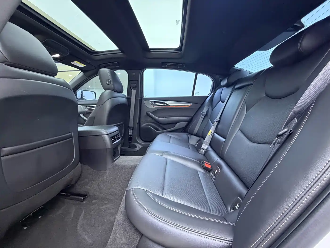Фото 8 - Cadillac CT5