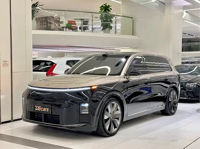 Li Auto Li Xiang L9 2026 Base Model