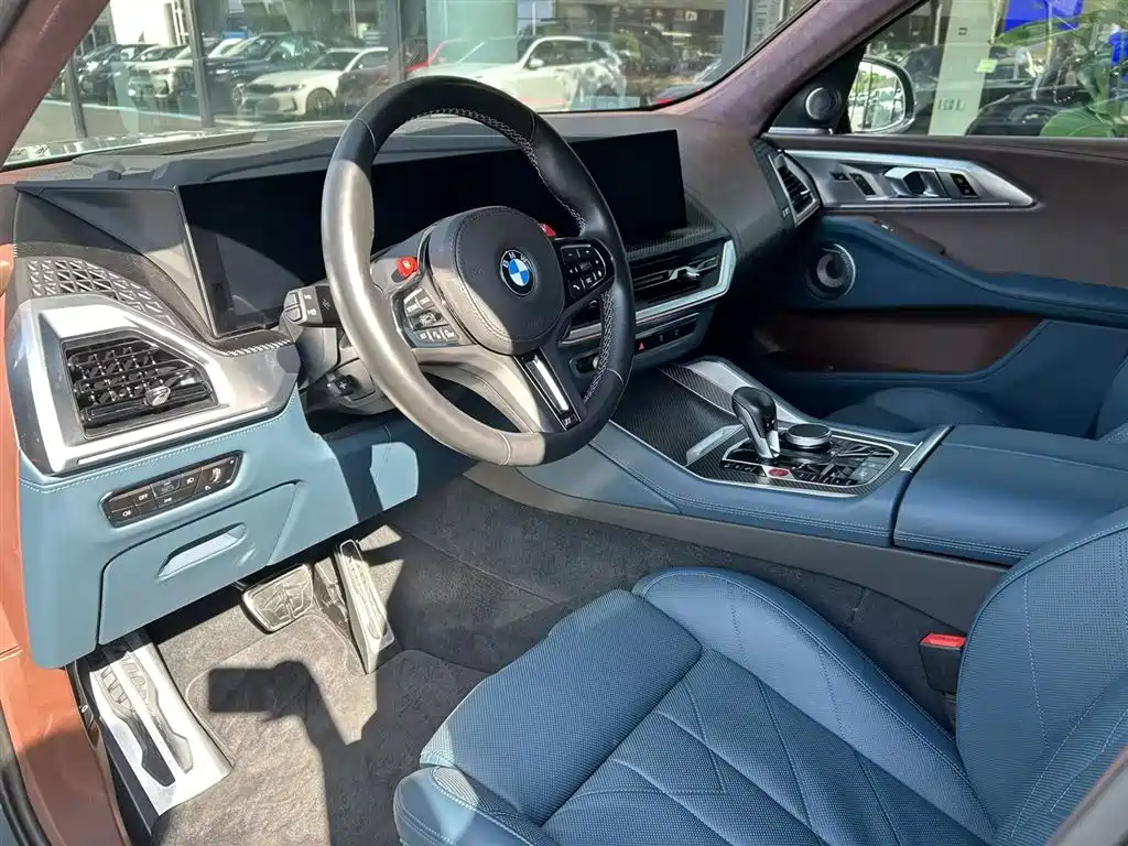 Фото 9 - BMW XM