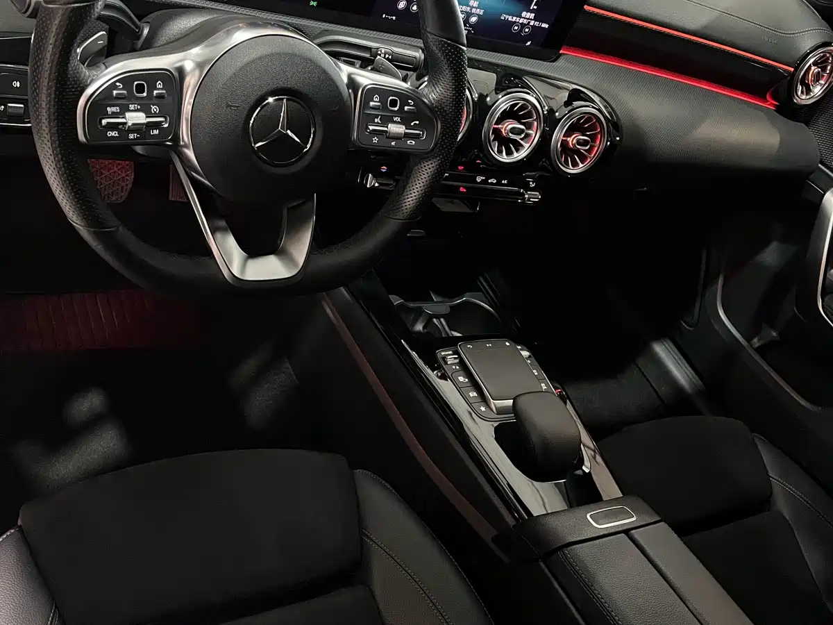Photo 7 - Mercedes-Benz A-Class