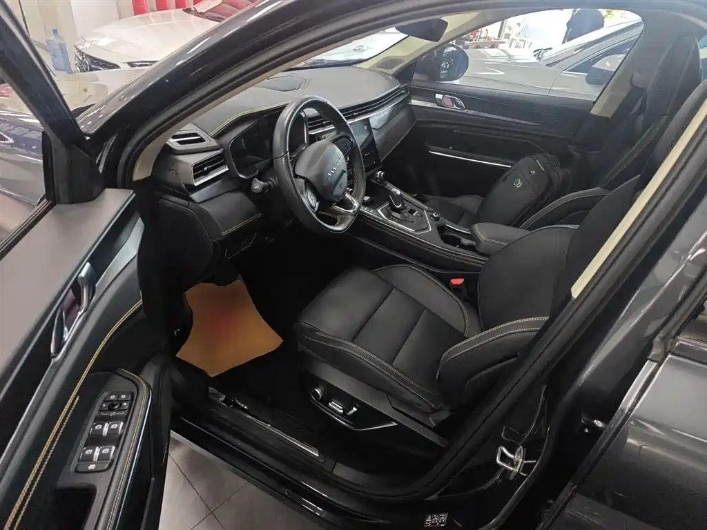 Lynk & Co 01 2023 2.0TD 2WD Pro фото 16