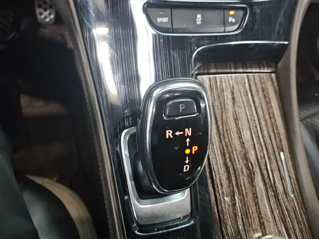 Buick LaCrosse 2016 20T Leading Type фото 14