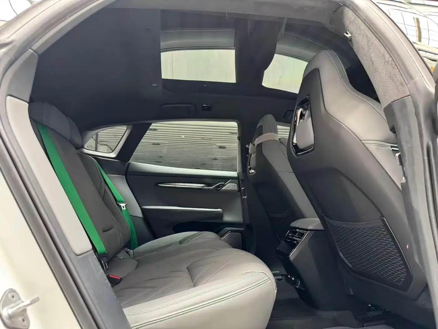 ZEEKR EXTREME KRYPTON 001