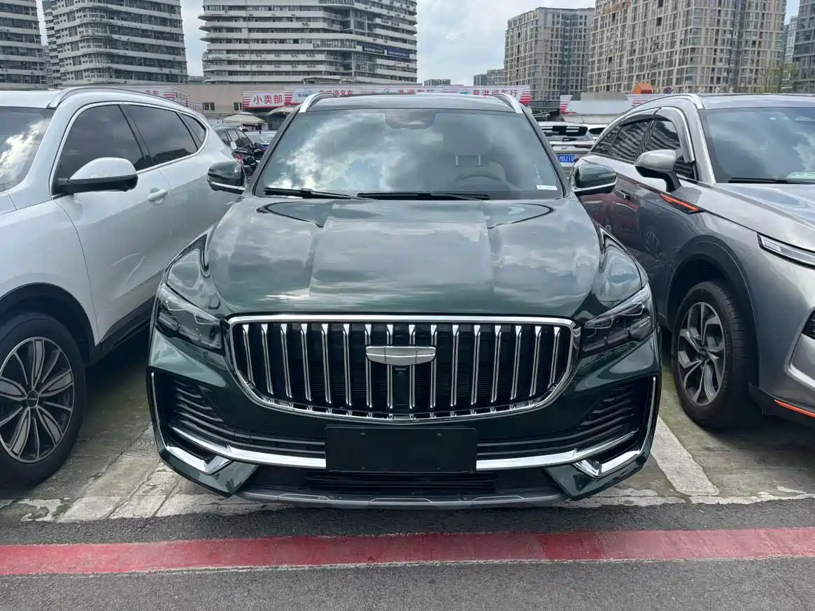 Фото 2 - Geely Xingyue L