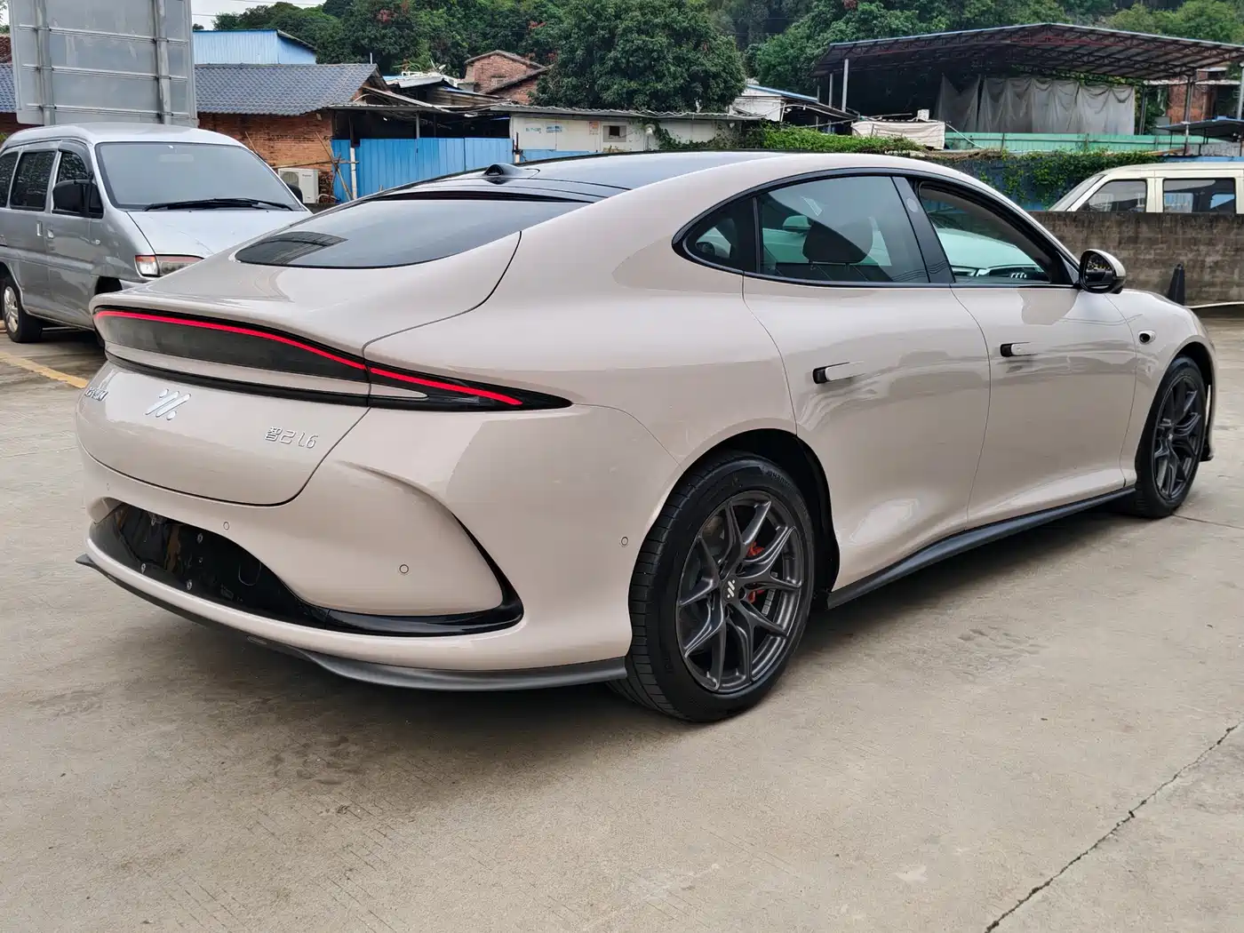 ZHIJI AUTOMOBILE ZHIJI L6