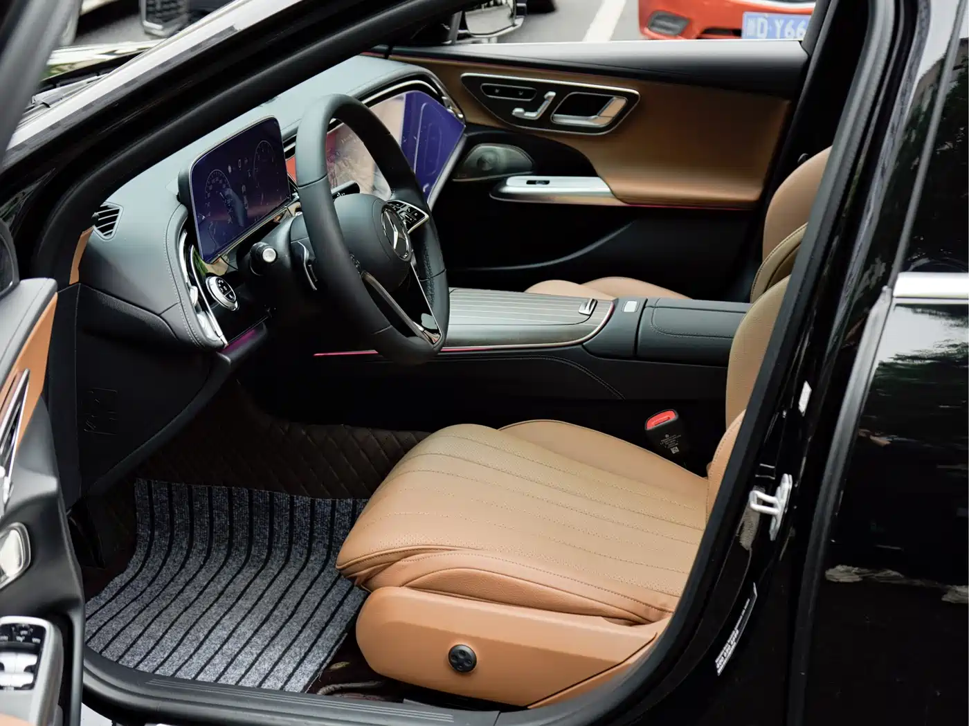 Mercedes-Benz E-Class 2024 Model E 300 L Luxury фото 12