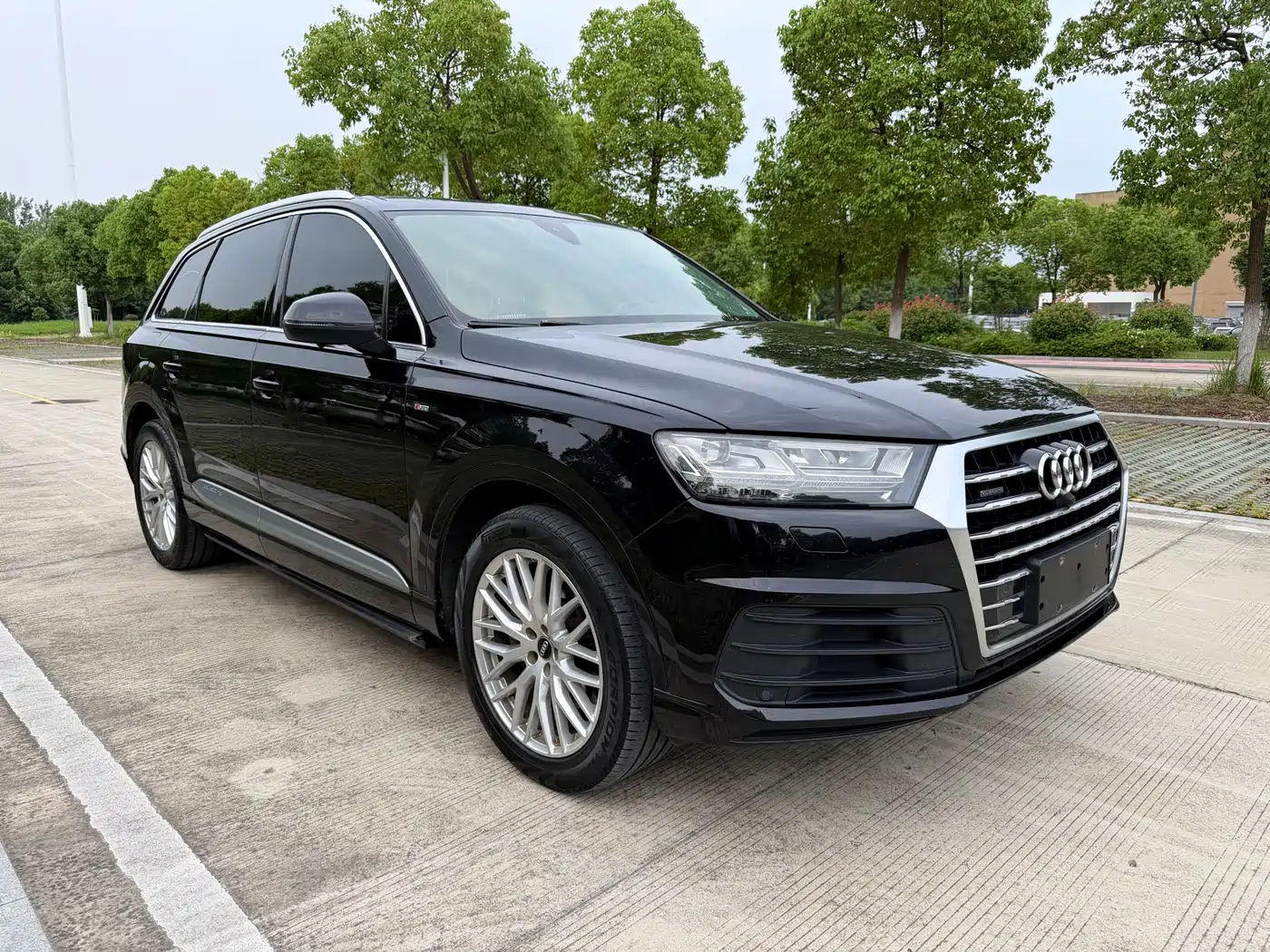 Audi Q7 2018 45 TFSI S line Sport фото 3