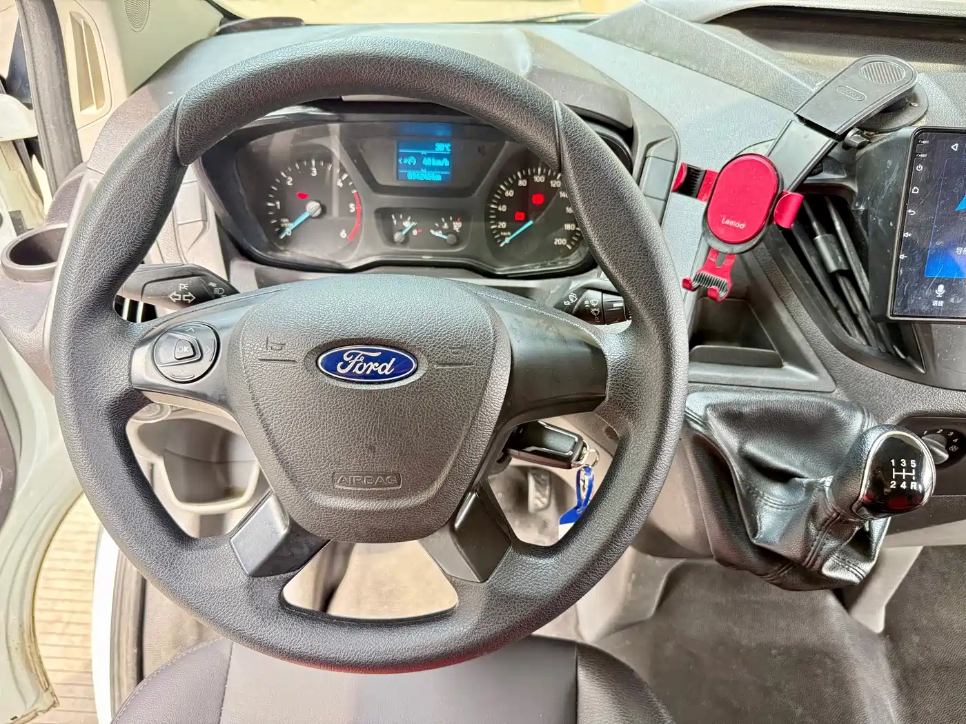 Ford Transit 2021 2020 2.0T Diesel Multi-purpose Commercial Vehicle Medium Wheelbase Low Roof Dual Swing Doors China VI