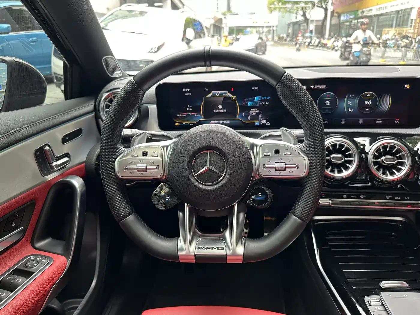 Mercedes-Benz A-Class AMG (Import) 2023 AMG A 35 4MATIC фото 10