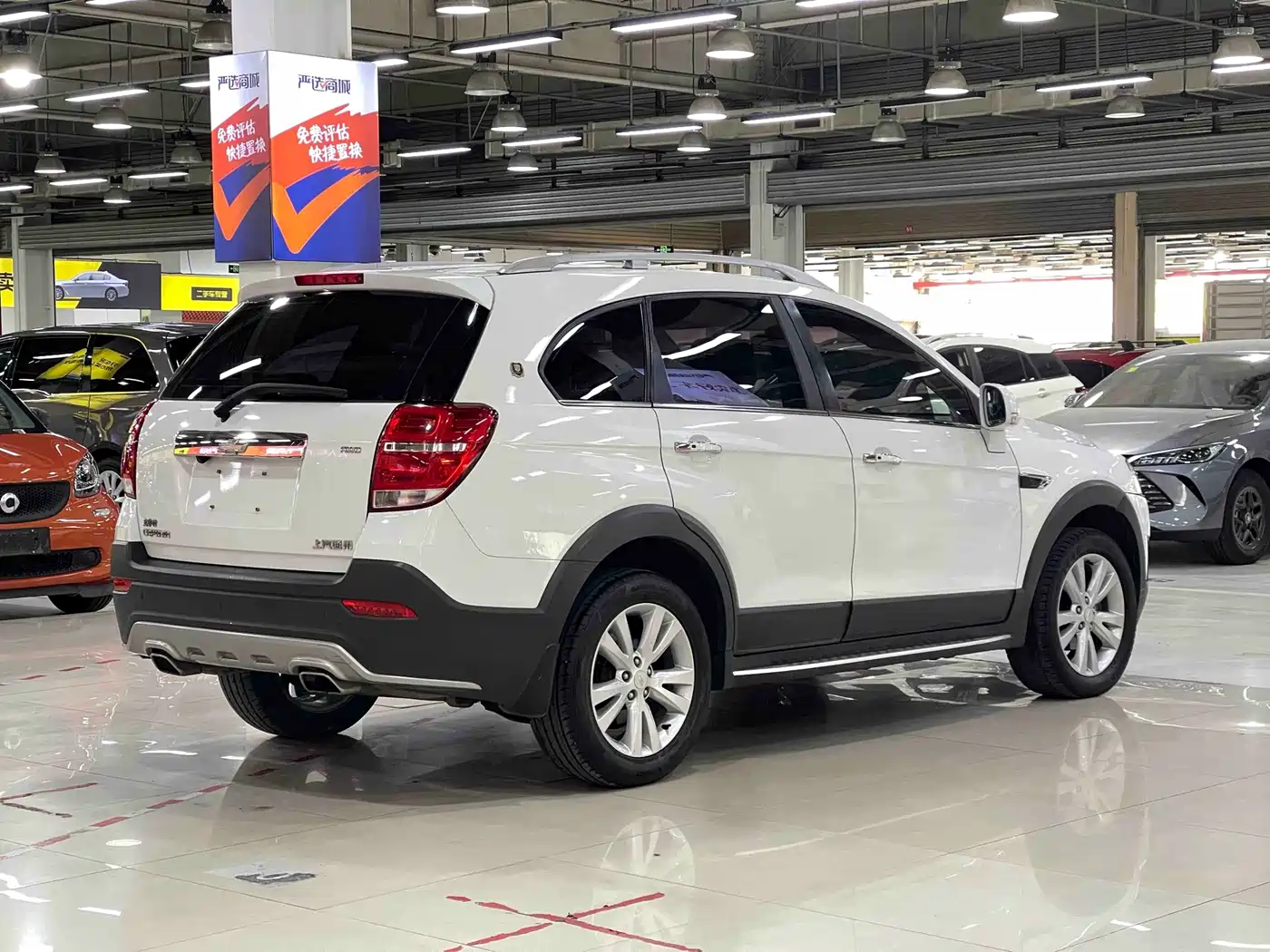 Chevrolet Captiva 2017 2.4L 4WD Flagship Edition 7-Seater фото 6