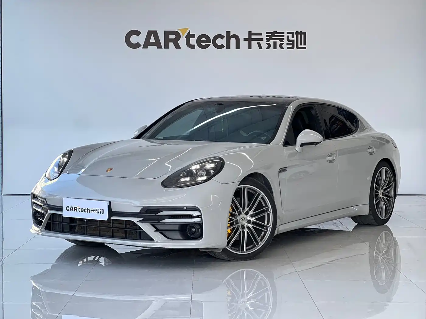 Porsche Panamera 2014 Panamera 4 3.0T