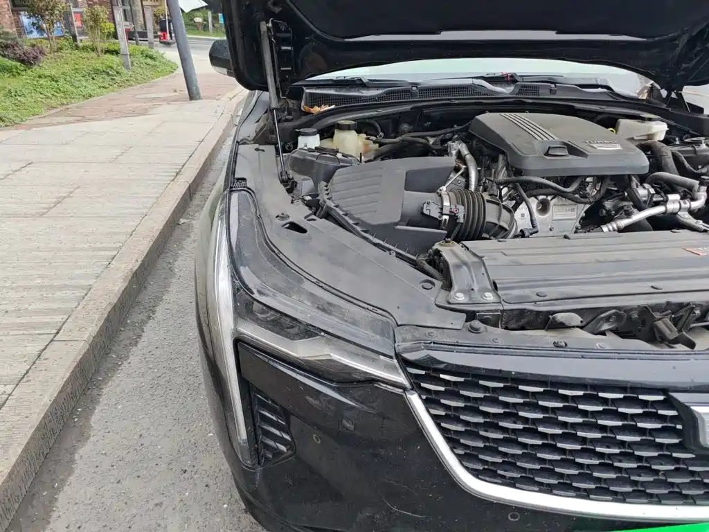 Cadillac CT4 2022 2022 28T Luxury Model