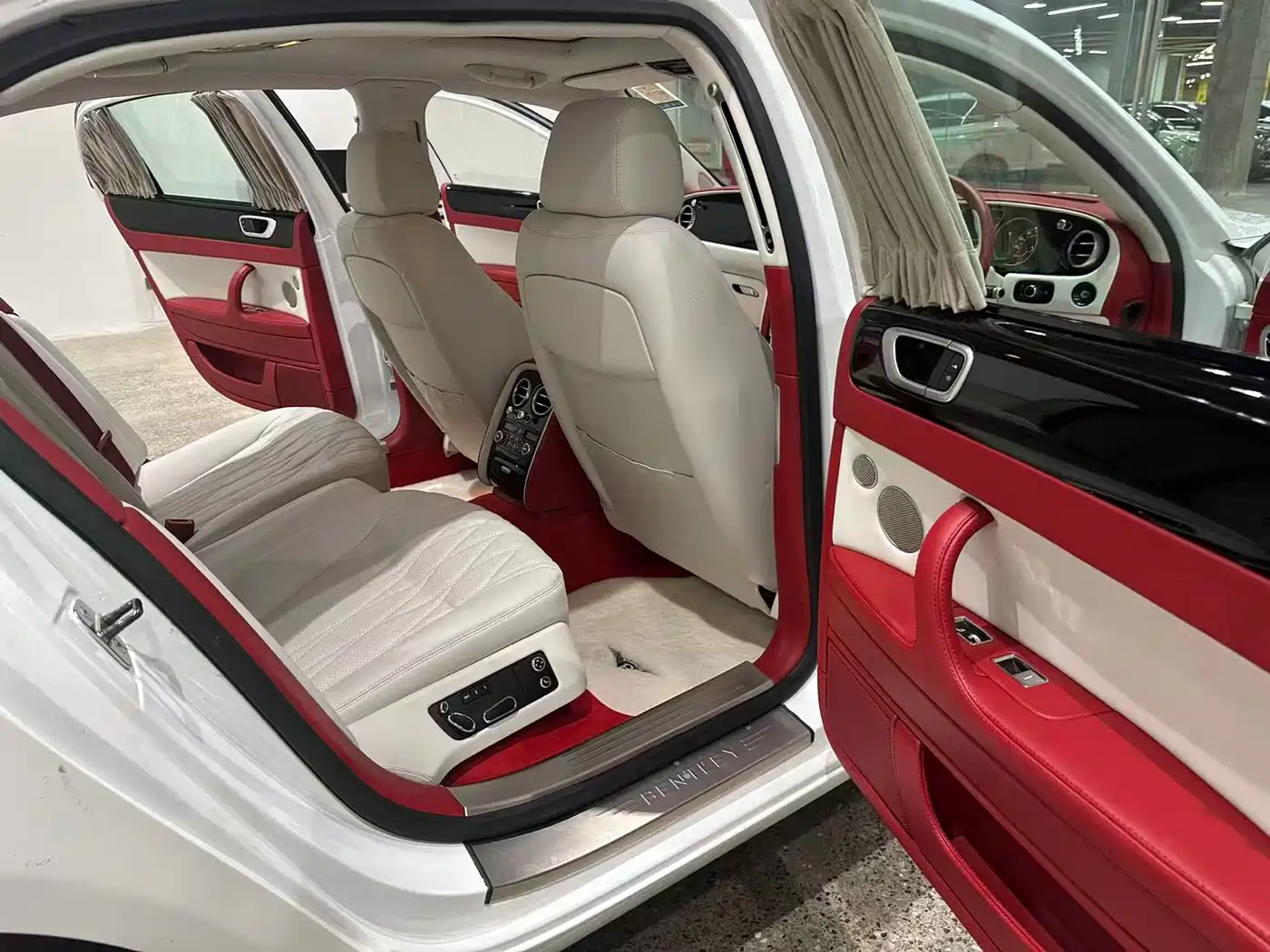 Bentley Flying Spur 2012 2010 6.0T 5-seater Version