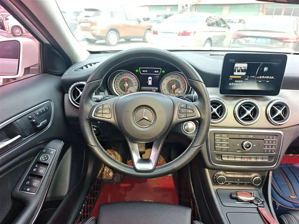 Mercedes-Benz GLA 2016 GLA 200 Fashion фото 11