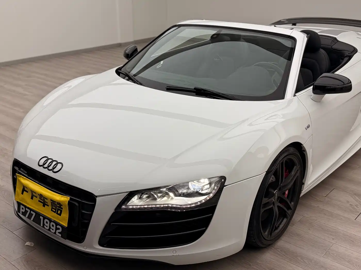 Audi R8 2011 Spyder 5.2 FSI quattro фото 4