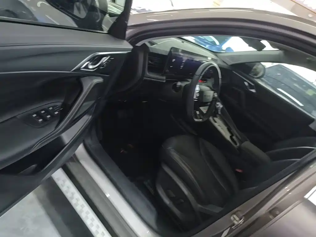 Roewe RX5 2024 2023 1.5T Luxury Sliding Screen Edition