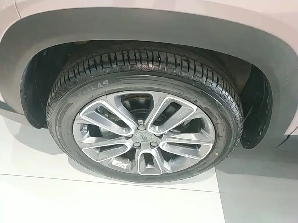 Geely ICON 2025 2026 Chocolate 1.5TD Pure Edition