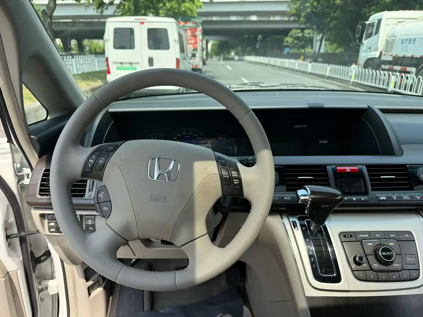 Honda Elysion 2015 2012 2.4L VTi-S Premium Edition