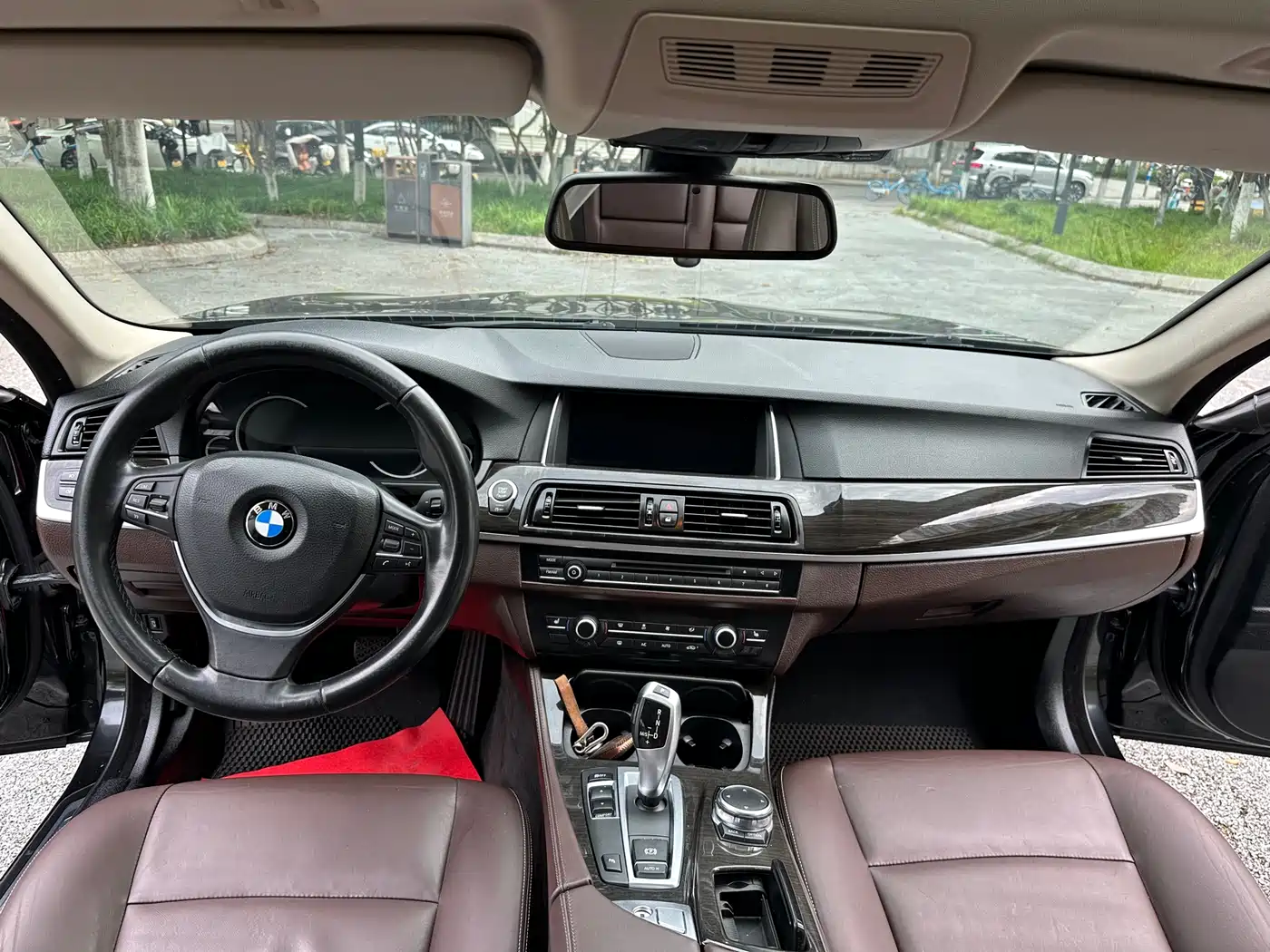 BMW 5 Series 2017 525Li Luxury Design Package фото 15
