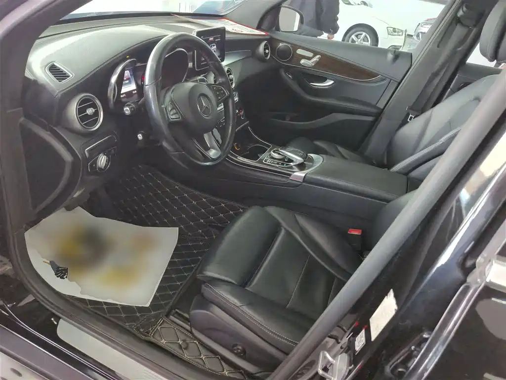 Mercedes-Benz GLC 2017 GLC 260 4MATIC Dynamic фото 11
