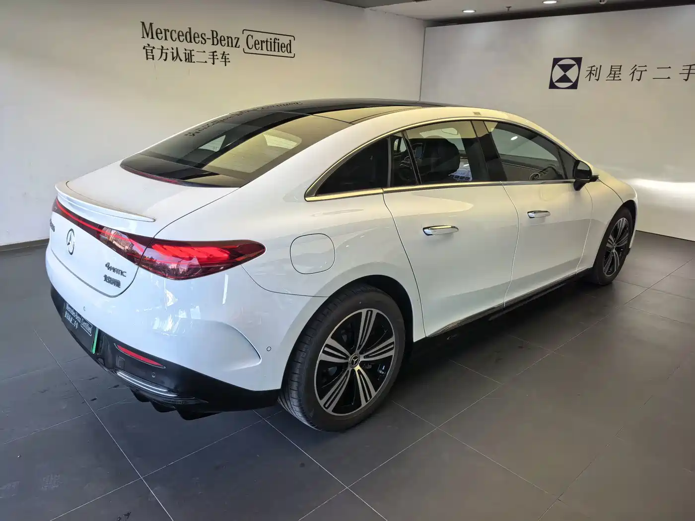 Mercedes-Benz EQE 2025 2025 Model 500 4MATIC Luxury Edition