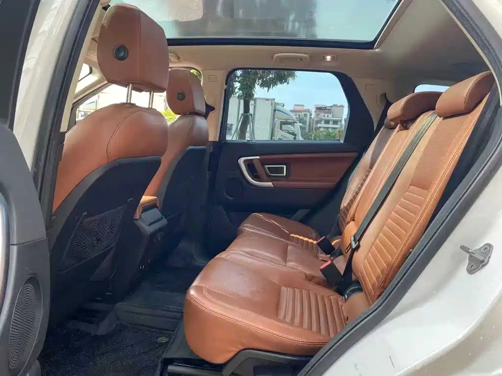 Фото 7 - Land Rover Discovery Sport