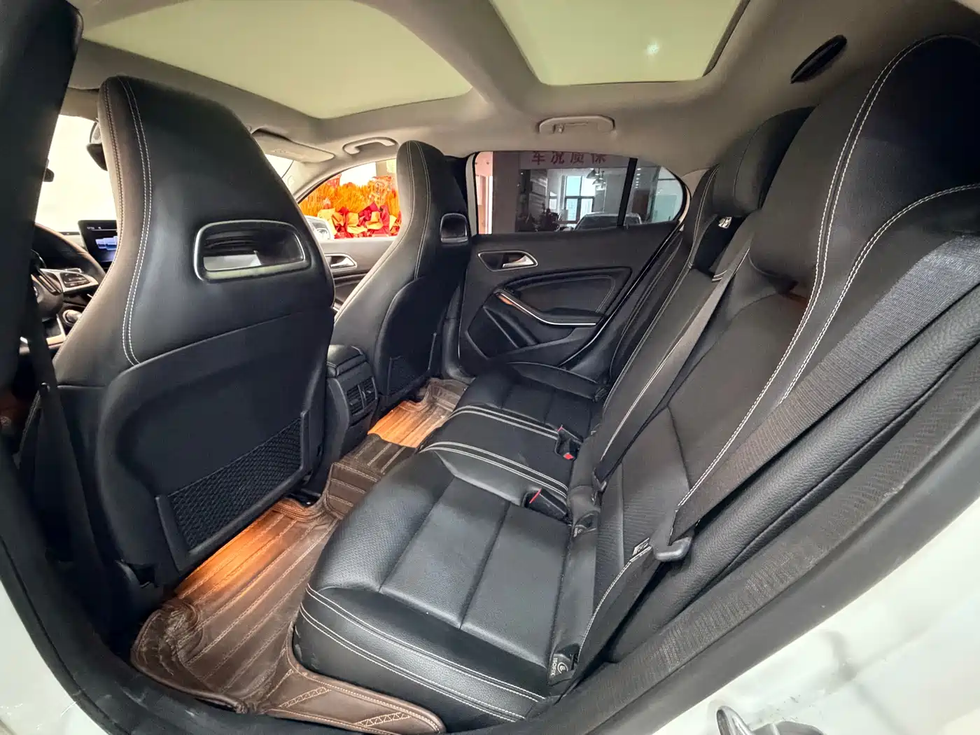 Mercedes-Benz GLA 2019 GLA 200 Dynamic фото 9