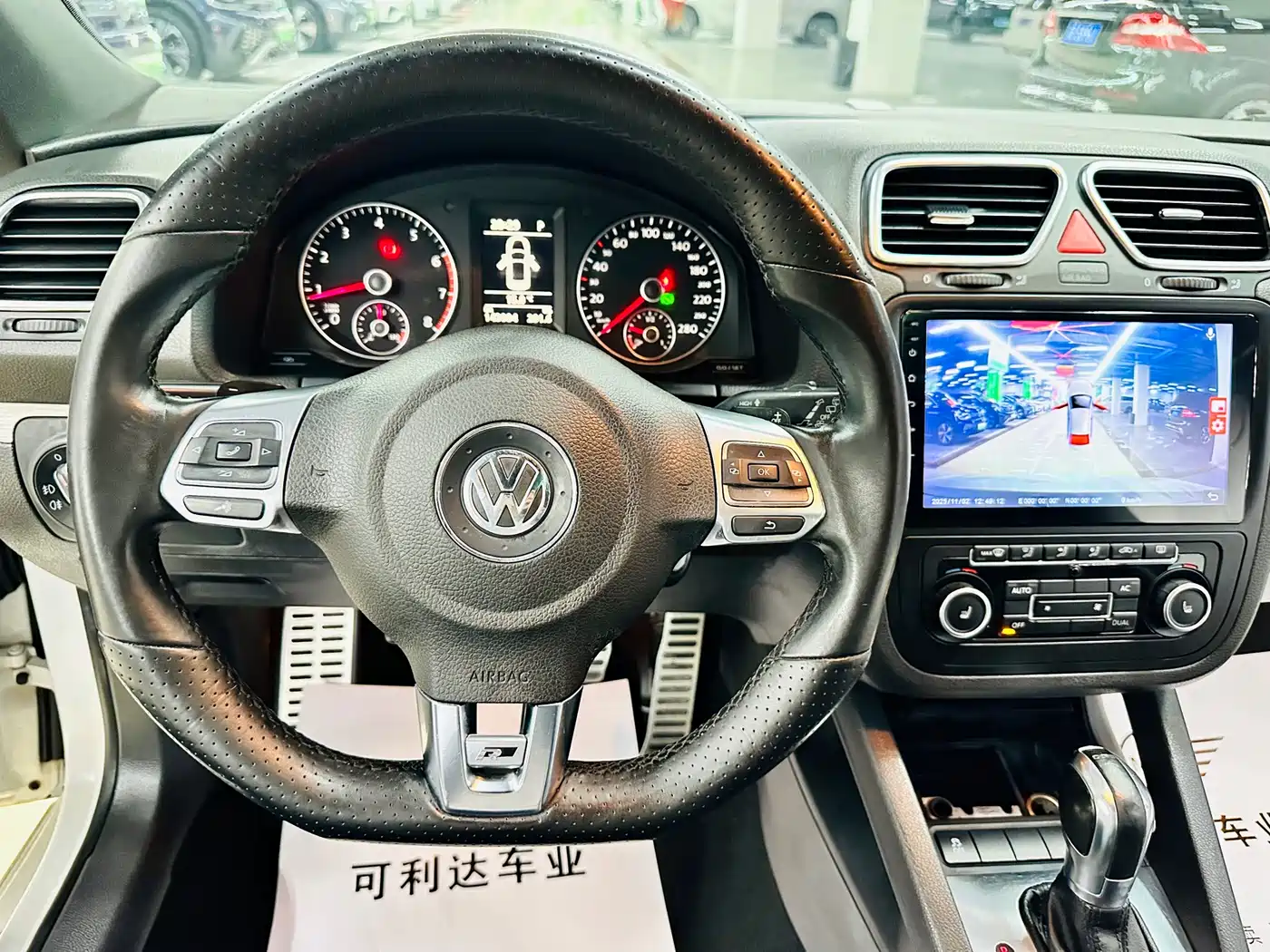Volkswagen Scirocco 2011 2.0TSI R-Line фото 37