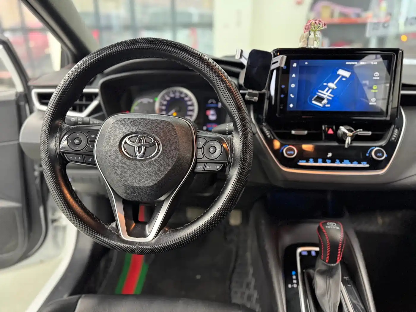 Toyota Levin 2022 Dual Engine 1.8H E-CVT Luxury Edition фото 8