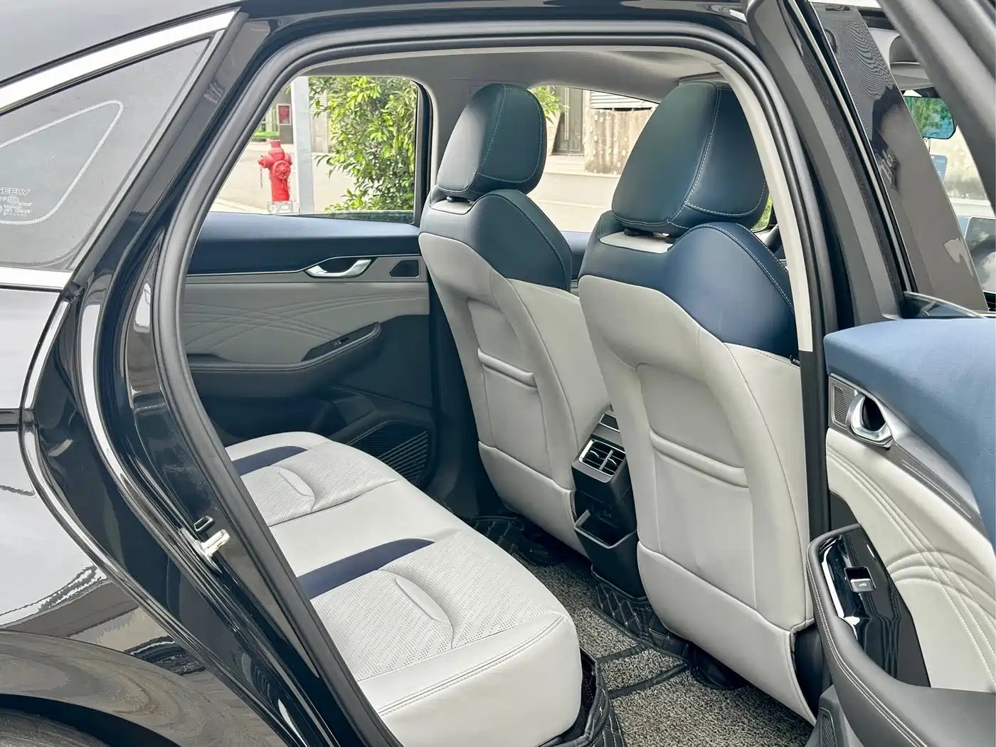 GEELY AUTOMOBILE XINGRUI