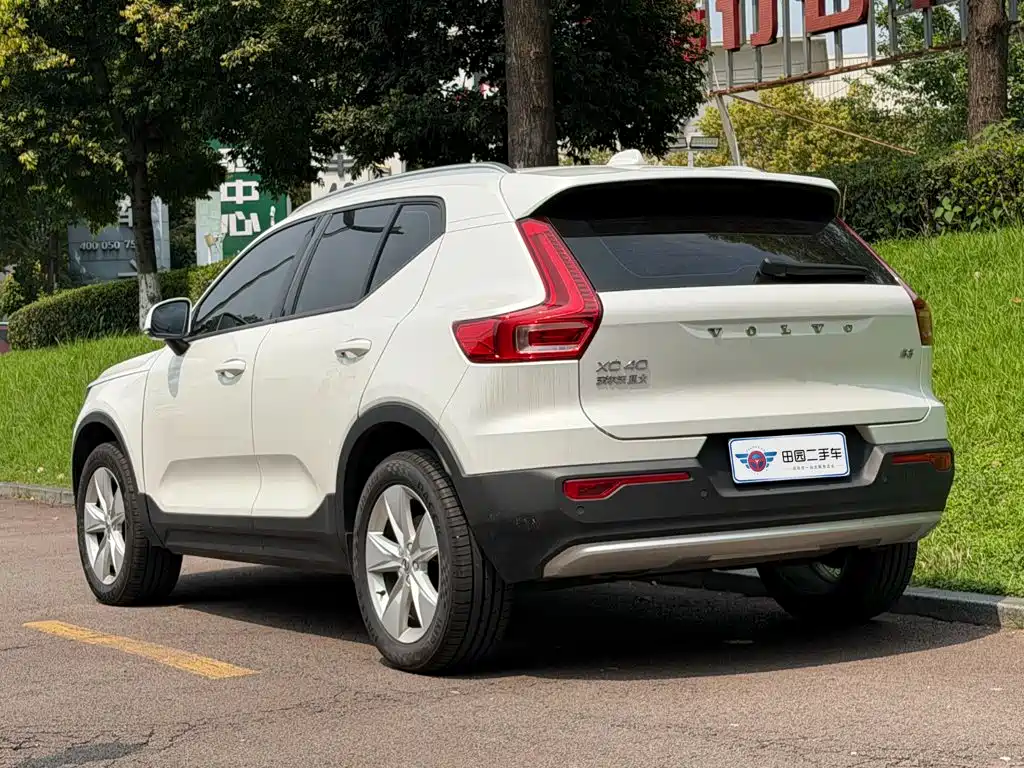 Volvo XC40 2023 2023 Model B3 Smart Drive Fashion Edition
