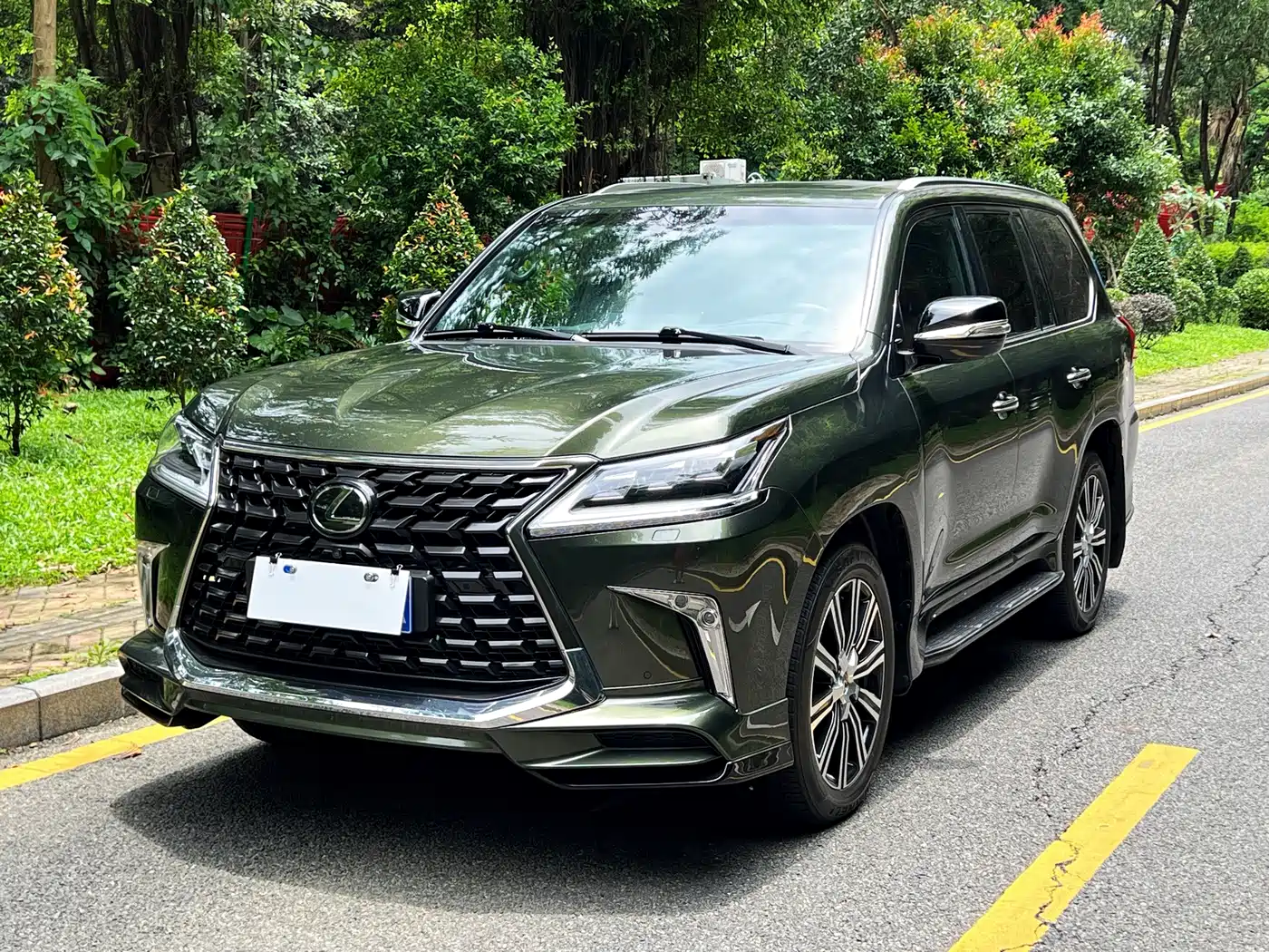 Lexus LX 2022 2019 570 Peak Special Edition