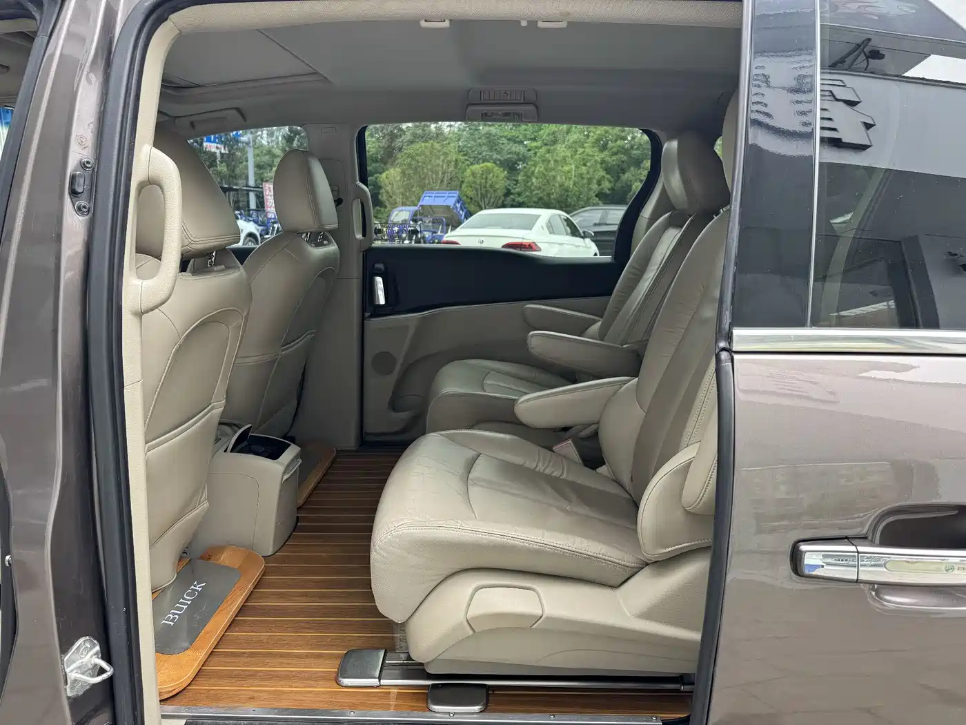Buick GL8 2017 25S Luxury China V фото 8